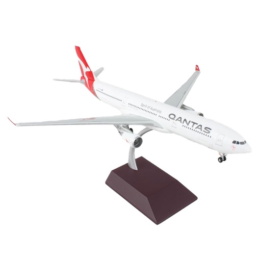 [HC1JAVR01] Qantas Airways A330-300 1/200 Scale Model
